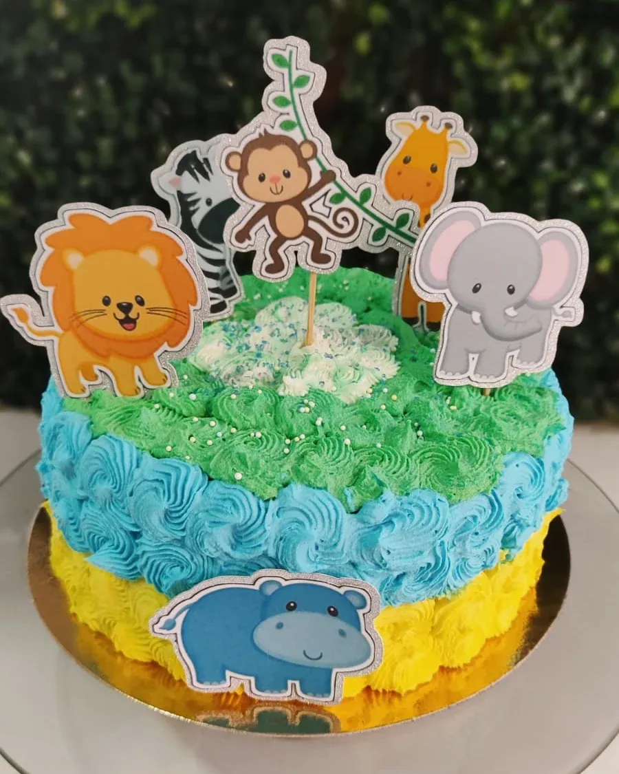 Tarta infantil de animales de la selva