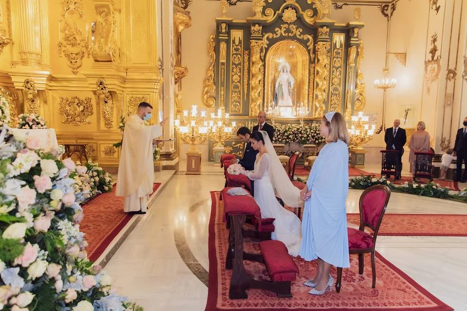 Entrada de la novia en la iglesia