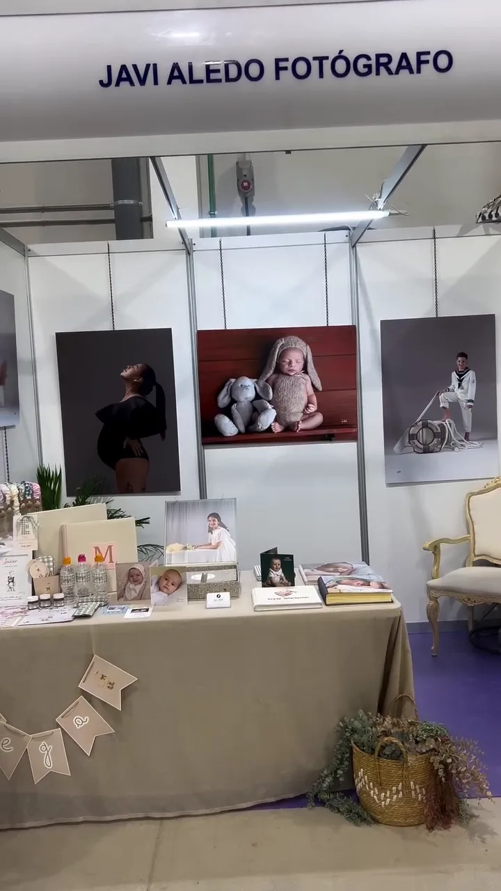 Stand de Javi Aledo Fotógrafo en Feramur 2026